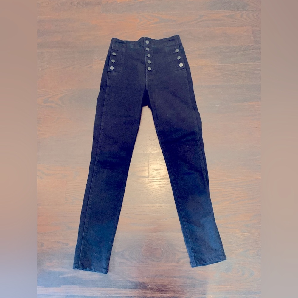 J Brand women’s navy skinny jeans. Double button up detail on front. Size 26